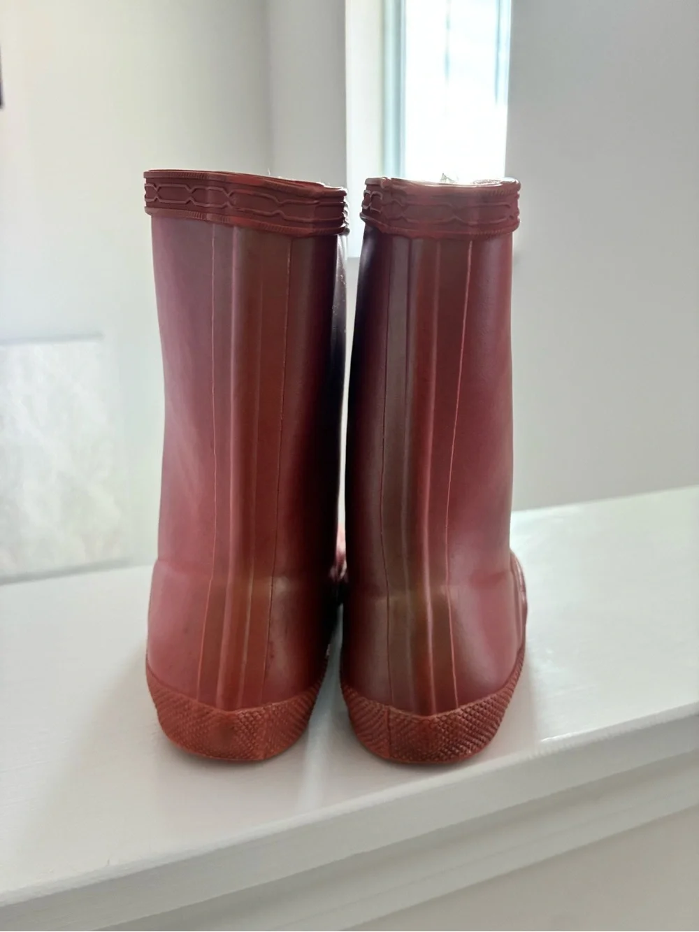 Hunter Kids Short Pearl iridescent Coral Waterproof Rain Boots. Size UK 6